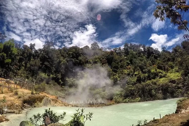 Garut Uncovered: 7 Potret Keindahan Alam di Jantung Jawa Barat garut